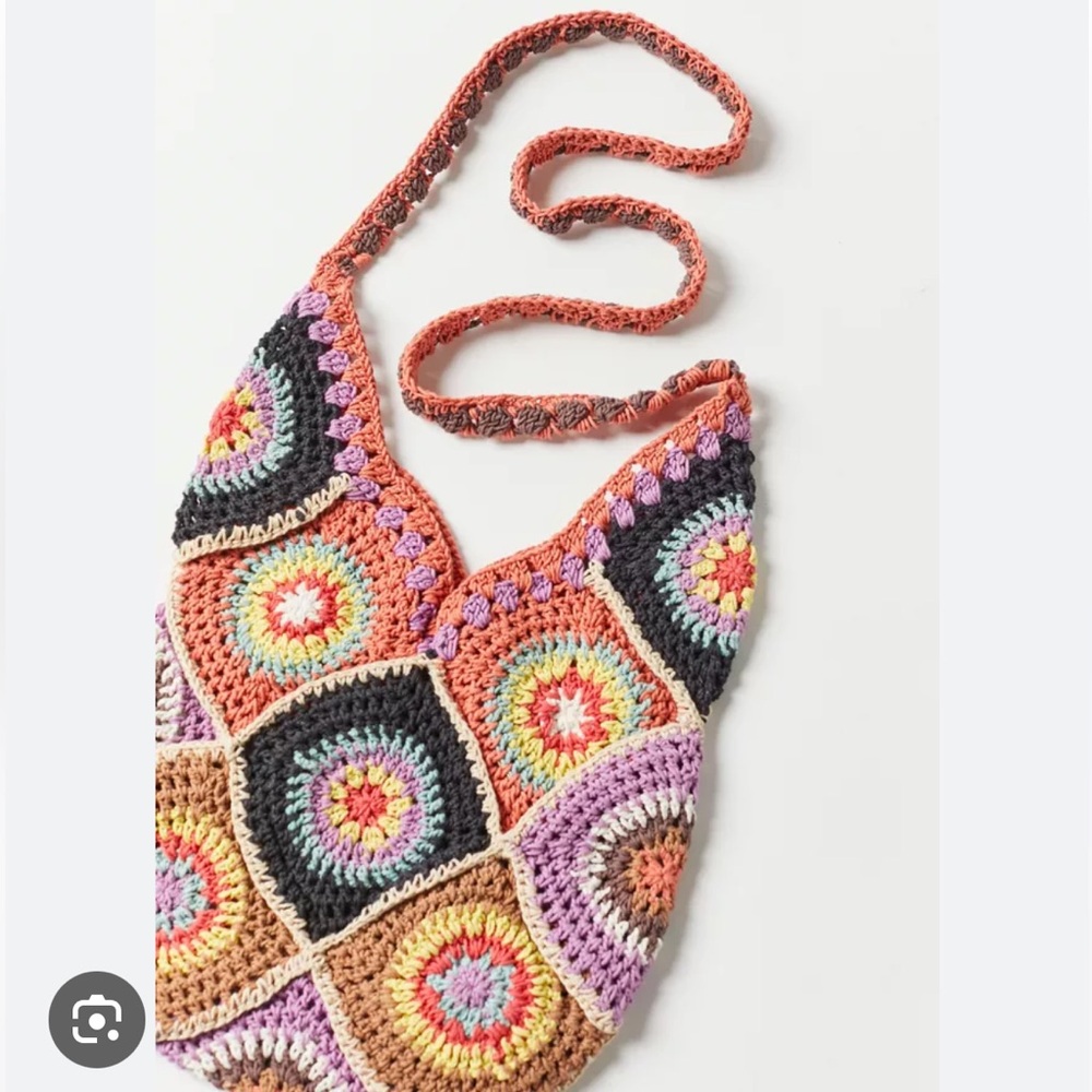 URBAN OUTFITTERS Granny Square Crochet Bag